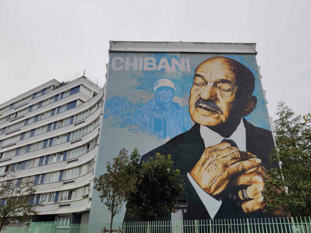 Facade streetart en hommage au Monsieur Chibani, activiste et decede
